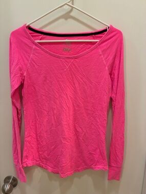 SO Hot Pink Scoop Neck Long Sleeve Tee